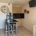 Rce Les Coraux, Cosy T1, Situe A 7' A Pied De La Et Du Centre, Clim, Wifi, Parking Prive, Piscines Canet-en-Roussillon