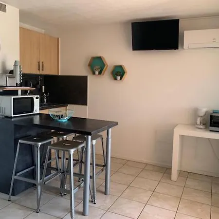 Rce Les Coraux, Cosy T1, Situe A 7' A Pied De La Et Du Centre, Clim, Wifi, Parking Prive, Piscines *