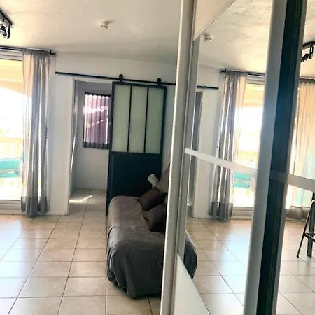Apartmán Rce Les Coraux, Cosy T1, Situe A 7' A Pied De La Et Du Centre, Clim, Wifi, Parking Prive, Piscines Canet-en-Roussillon