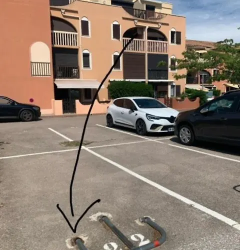Apartment Rce Les Coraux, Cosy T1, Situe A 7' A Pied De La Et Du Centre, Clim, Wifi, Parking Prive, Piscines